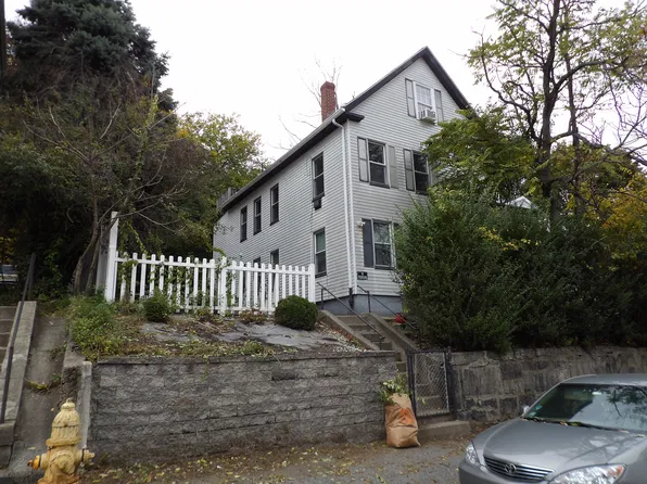 25 Wilson St APT 3, Worcester, MA 01604