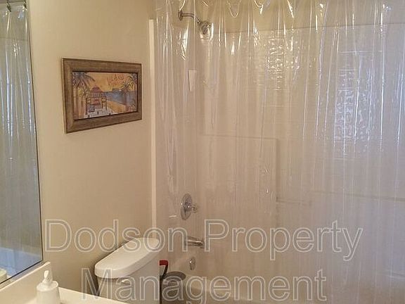 5th image of 1801 Westgate Cir