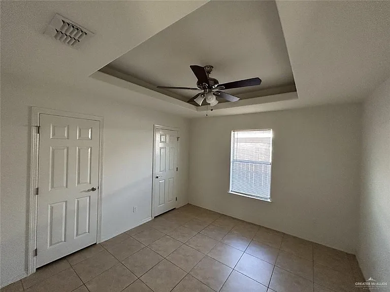 2913 Linda Vista St #C — Photo 11