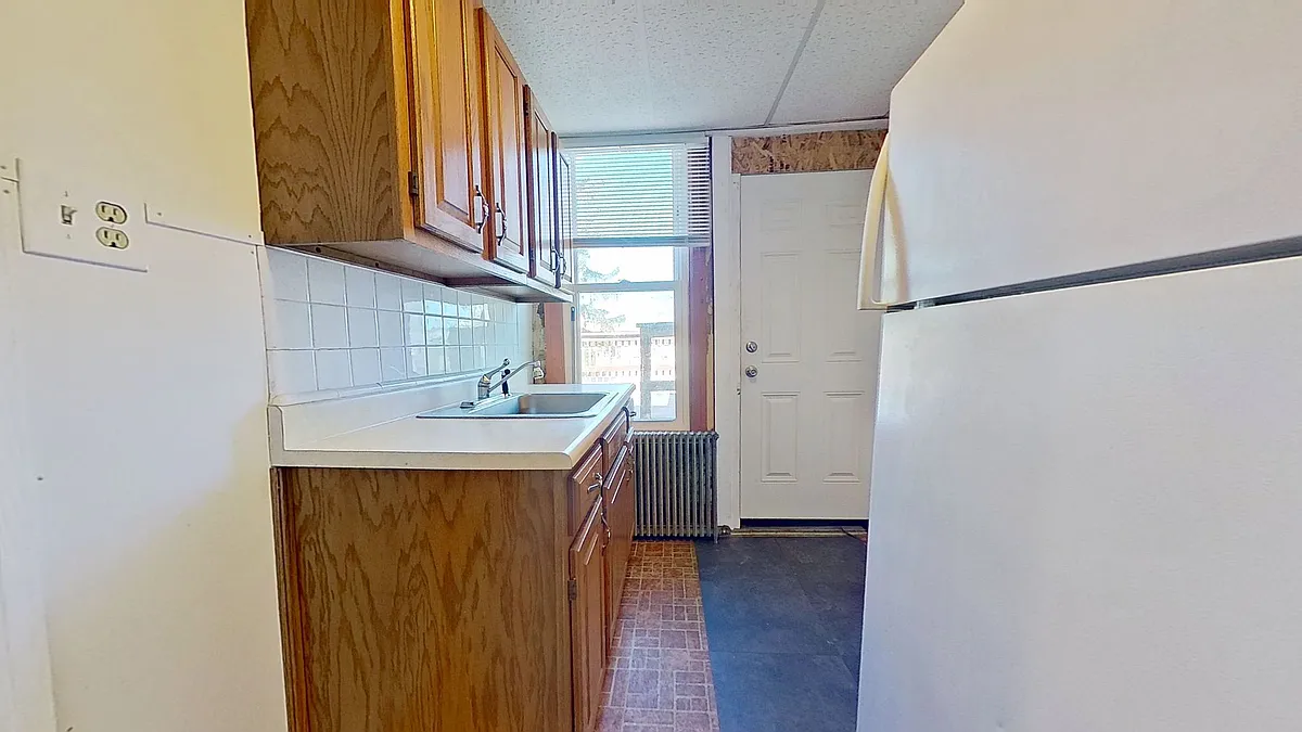 Building Photo - 645 W Philadelphia St #2
