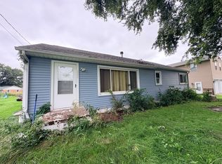 3804 15th St #C, Moline, IL 61265
