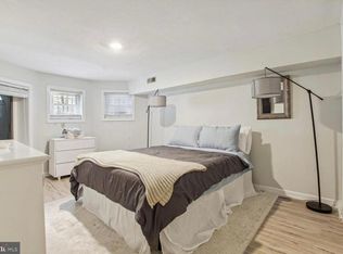 907 11th St NE #B, Washington, DC 20002