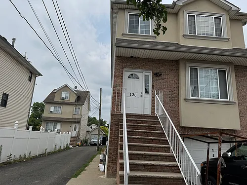 136 South Ave #2 Photo 1