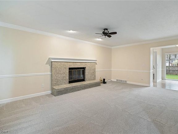4th image of 20724 Forestwood Dr