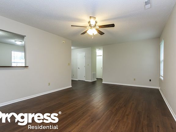 4th image of 11365 Shady Hollow Ln