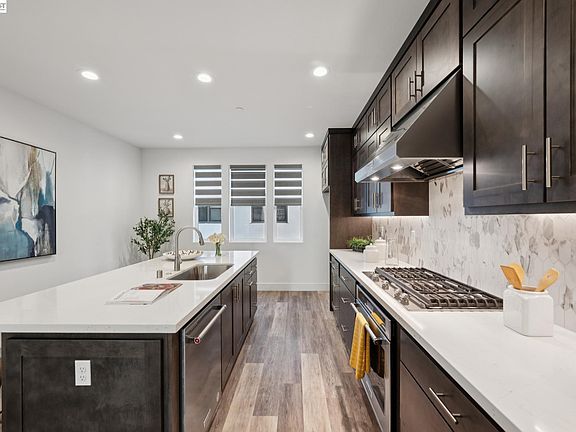 5th image of 3479 Client Cmn