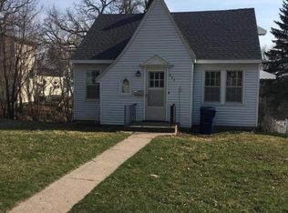 637 W Summit Ave, Fergus Falls, MN 56537