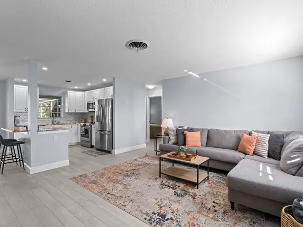 1593 NE 24th Street, Jensen Beach, FL 34957