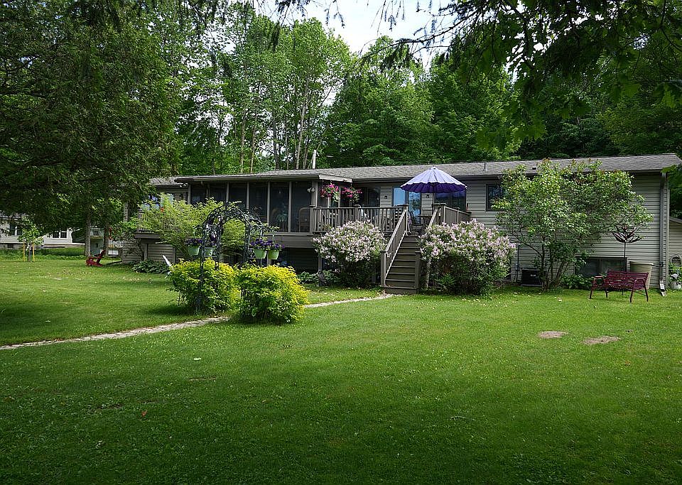 2nd image of 183268 Mayflower Ln