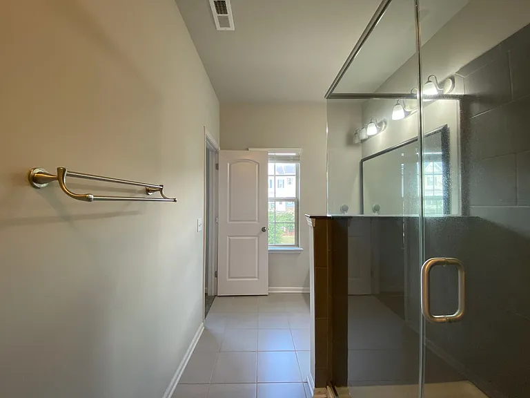 9436 Ainslie Downs St — Photo 35