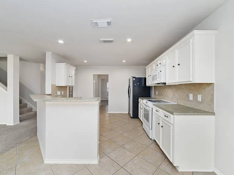 20527 Port Bishop Ln — Photo 12