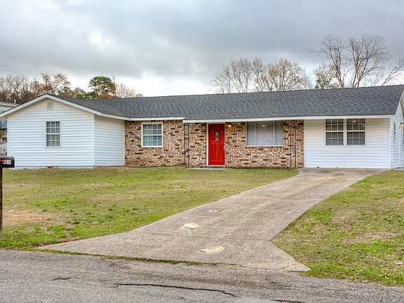 3rd image of 4010 Prescott Dr