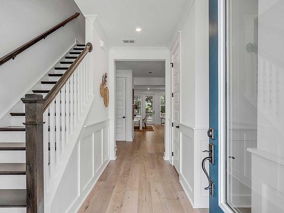 3rd image of 2277 Cultura Cir