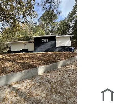 1601 Acker Pl — Photo 1