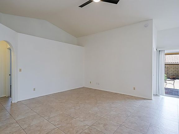 5th image of 19324 N 75th Dr