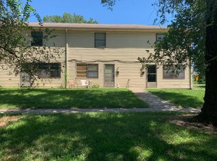 130 S Walnut St, Olathe, KS 66061