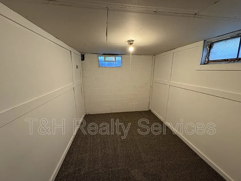 3363 Nicholas Ave — Photo 18