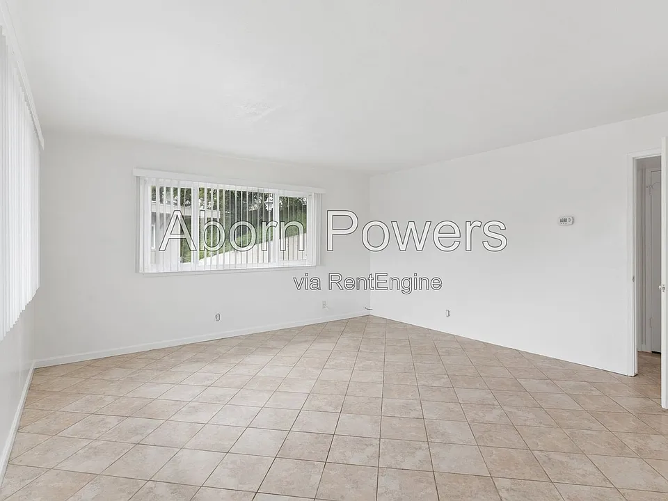 4449 Riverside Blvd #6