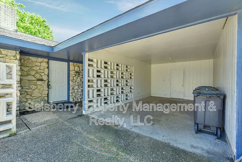 2 bed, 2.0 bath, 1506 sqft, $1,800 — Photo 3