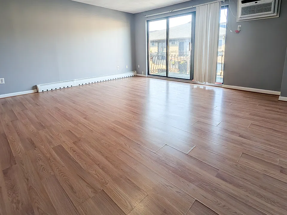 343 Pawtucket Blvd #20