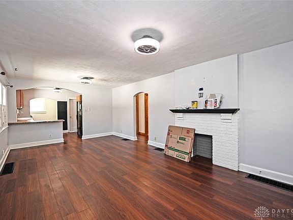 5th image of 1742 Rosemont Blvd