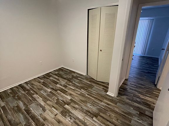 5th image of 416 San Gabriel St