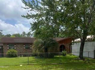 1809 Riverside Dr, Gautier, MS 39553