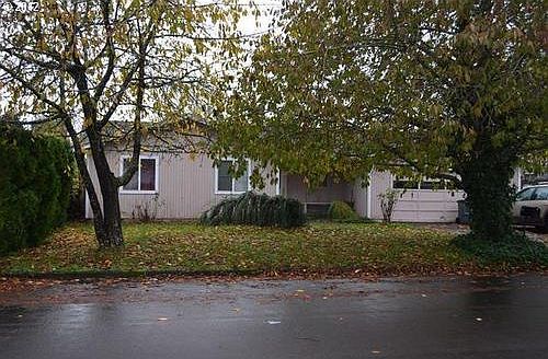 1st image of 316 SE 149th Ct