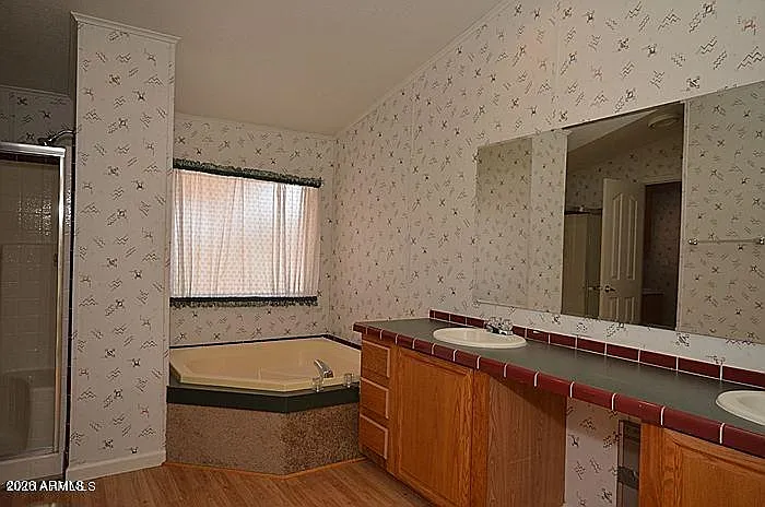 18234 E County Down Dr — Photo 10