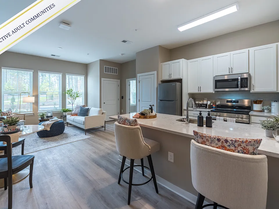 Acclaim at Cary Pointe
