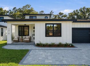 1018 Farmstead St, Eustis, FL 32736