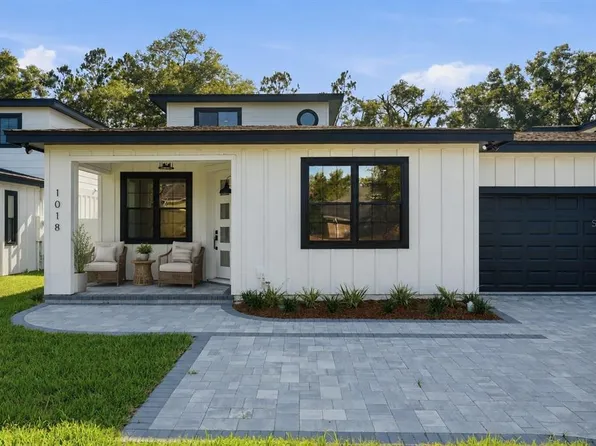 1018 Farmstead St, Eustis, FL 32736