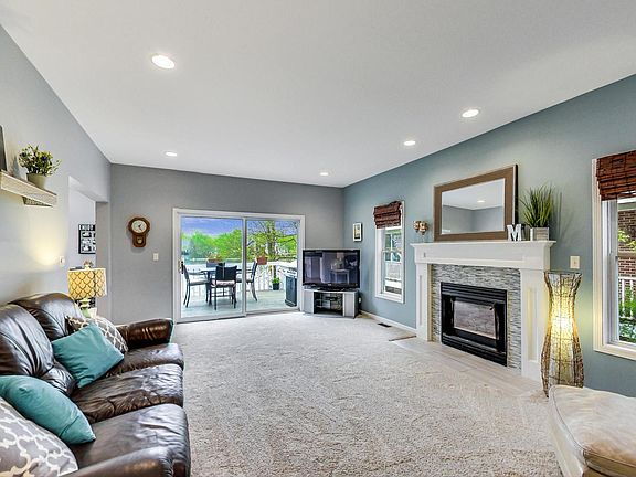 3rd image of 24127 N Forest Dr