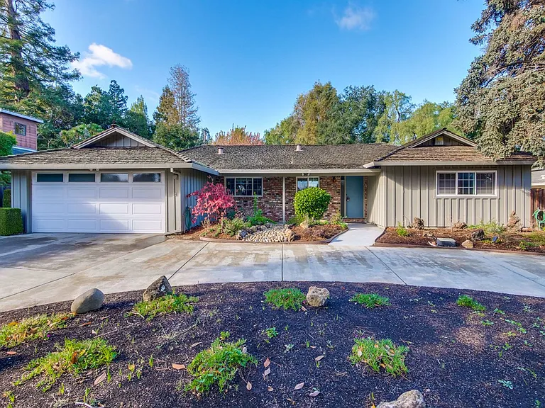 130 S Avalon Dr — Photo 6