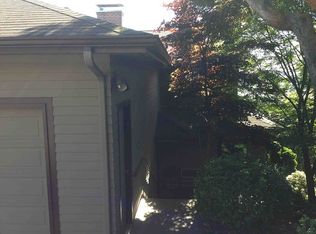 7326 57th Ave NE, Seattle, WA 98115