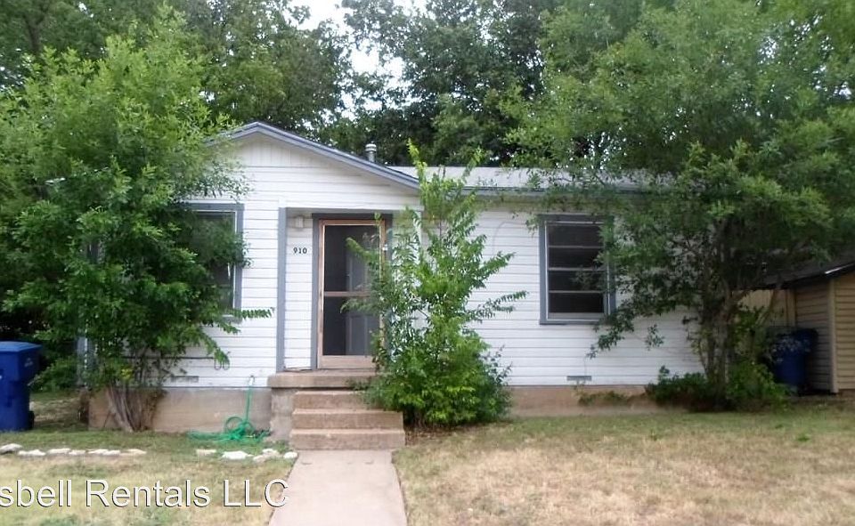 1st image of 910 Morris Dr