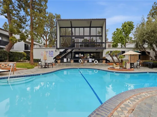 18645 Hatteras St Unit 289, Tarzana, CA 91356