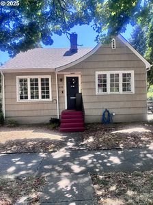 648 W 8th Ave, Eugene, OR, 97402