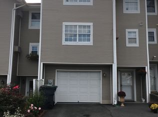 23 Brookside Dr W, Harriman, NY 10926