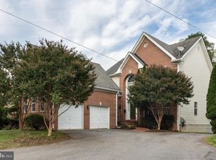 375 N Van Buren St, Rockville, MD 20850