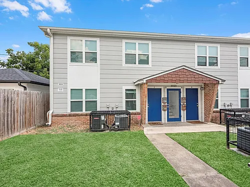 3025 Prospect St #1 Photo 1