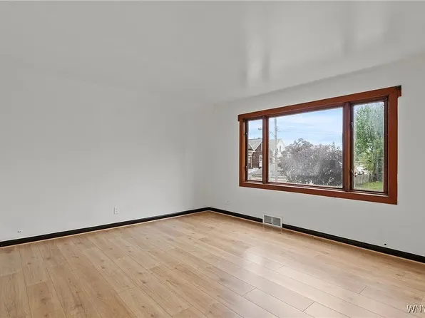 15 Haller Ave, Buffalo, NY 14211