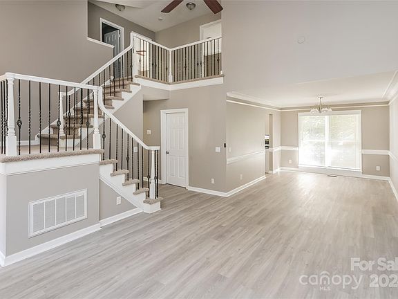 2nd image of 2540 Annecy Dr