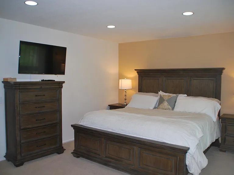 1429 W Cerritos Ave — Photo 16