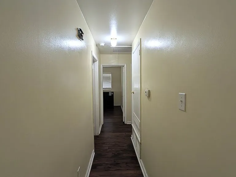 704 Wilshire Rd — Photo 8