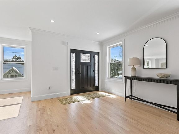 3rd image of 15 Landry Rd