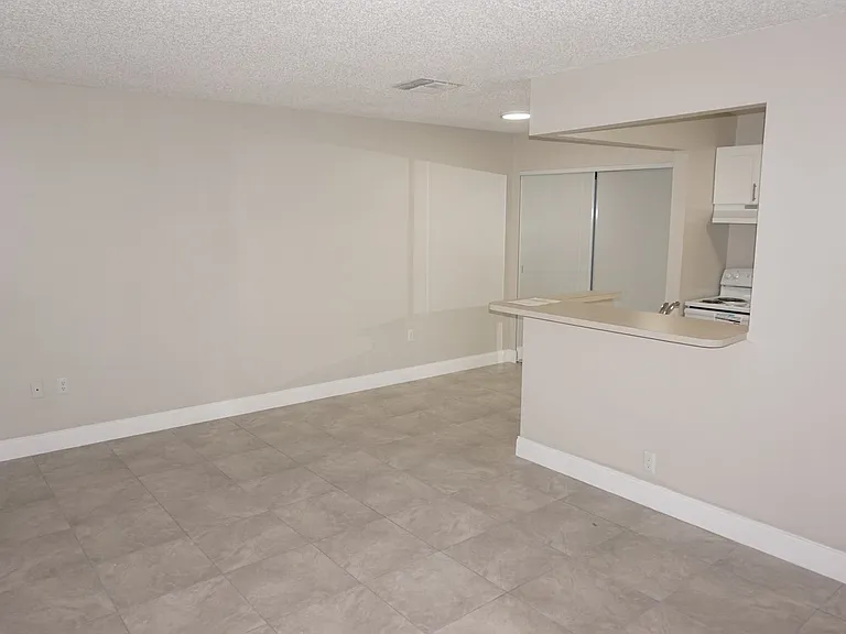 3819 Bowline Cir #101 — Photo 2