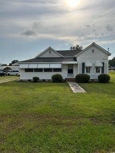 206 S Lafayette St., Hemingway, SC, 29554