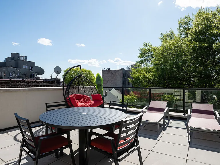 675 E 32nd St #36 — Photo 11