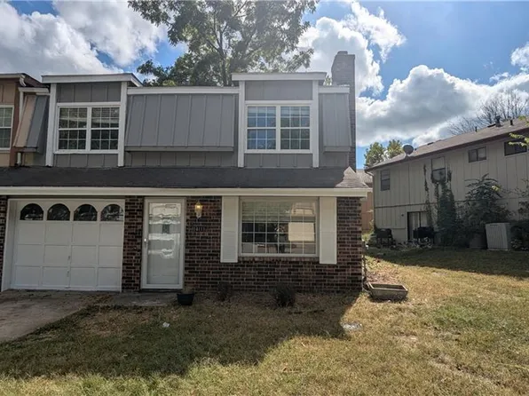 14111 Merrywood Cir, Grandview, MO 64030